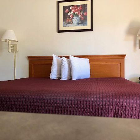 Kewanee Motor Lodge Eksteriør billede