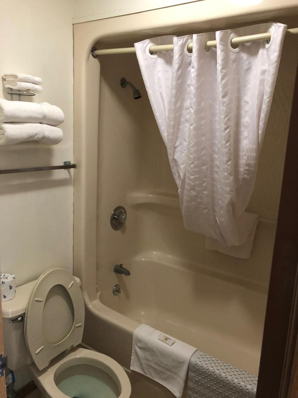 Kewanee Motor Lodge Eksteriør billede
